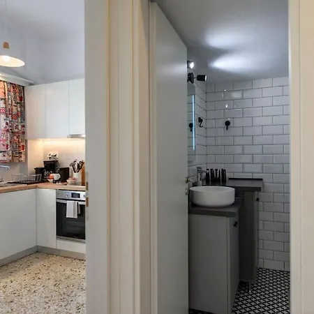 Athenian Sonnet With Amazing Acropolis Views Apartment