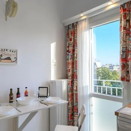 Athenian Sonnet With Amazing Acropolis Views
